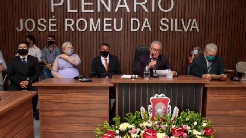 Saturnino Azevedo é eleito presidente da Câmara Municipal de Emas