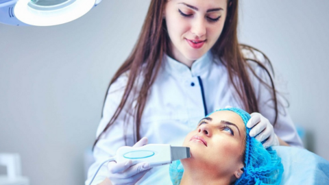 ESTÉTICA: A mais recente e lucrativa área de atuação dos biomédicos