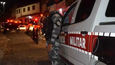 Pessoas flagradas em aglomerações e festas clandestinas serão presas, na Paraíba