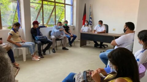 Prefeito de Catingueira sanciona lei que regulamenta piso dos ACS e ACE