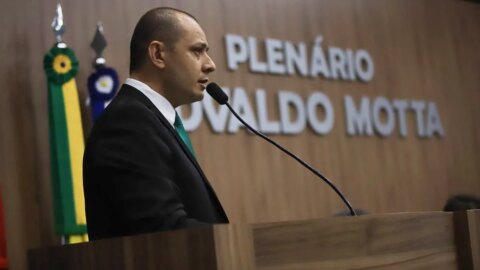 Vereador entra na justiça contra toque de recolher em Patos