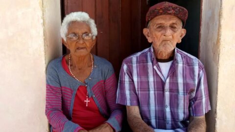 Justiça determina despejo de casal idoso que mora na mesma casa há 48 anos e caso gera revolta em Patos