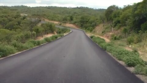 Governador anuncia construção e restauração de rodovias no Vale do Piancó