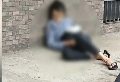 Idosa vai ao hospital com suspeita de Covid, se recusa a ficar internada e é encontrada morta em calçada um dia depois, na PB