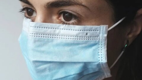 Itália suspenderá uso obrigatório de máscara ao ar livre a partir do dia 28 de junho