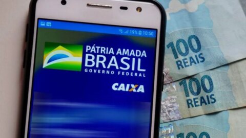 Auxílio Emergencial 2021: Caixa paga 3ª parcela a nascidos em abril e beneficiários do Bolsa Família com NIS final 4