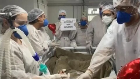 Adolescente de 16 anos com Covid é extubada e vídeo causa emoção em equipe médica, na Paraíba