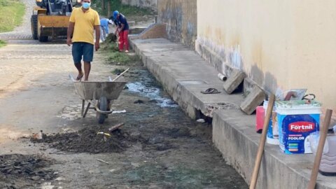 Secretaria de infraestrutura inicia ‘operação tapa-buraco’ e melhorias na rede de esgoto da cidade de Catingueira