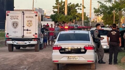 Jovens são executados com tiros na cabeça dentro de carro, na Paraíba