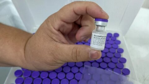 Paraíba recebe mais de 42 mil doses de vacina contra a covid-19 nesta terça-feira