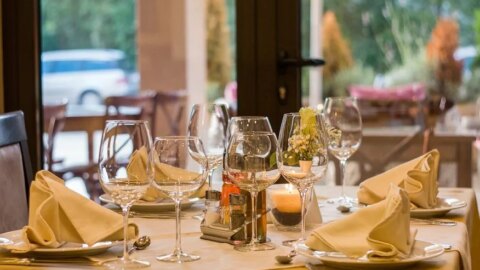 Novo decreto restringe horários e fecha bares e restaurantes no fim de semana na Paraíba