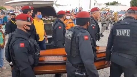 Cabo da Polícia Militar assassinado a tiros é enterrado com honras militares na Paraíba