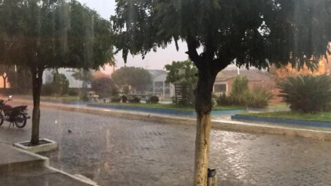 Catingueira e Patos registram chuva na manhã desta quinta-feira (01)