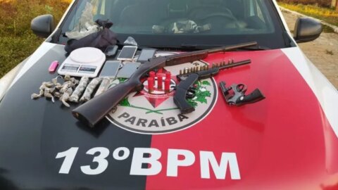 Polícia Militar prende suspeitos e apreende drogas e armas, em Itaporanga