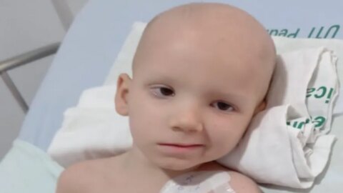 Criança 7 anos que foi destaque na imprensa faz tratamento e se cura do câncer, em Patos