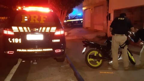 PRF apreende motocicleta com sinais de adulteração, no Vale do Piancó