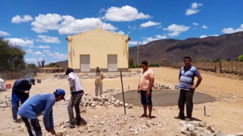Secretaria de Infraestrutura realiza mutirão de serviços no Distrito Itajubatiba