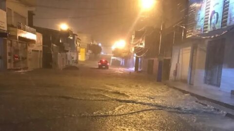Cidade registra 140 mm de chuva na noite desta sexta (26), no Vale do Piancó