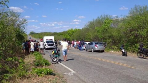 Acidente envolvendo moto e caminhão pipa deixa aposentado de 62 anos morto, no Vale do Piancó