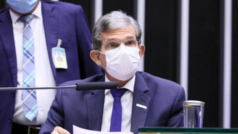 Petrobras terá que explicar ao Senado preço dos combustíveis