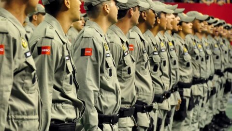 Governador anuncia concurso com cerca de mil novas vagas para Polícia Militar e Corpo de Bombeiros, na Paraíba