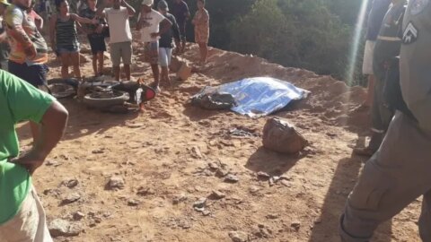Casal morre durante explosão após furar bloqueio, na Paraíba