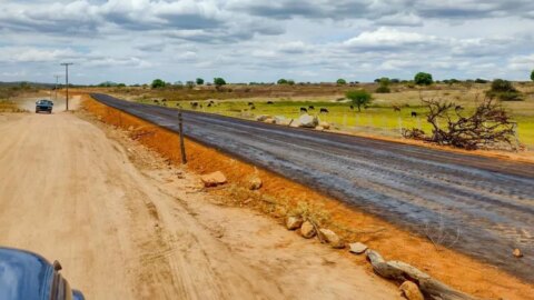 Obra da estrada que liga Tavares ao Vale do Piancó avança