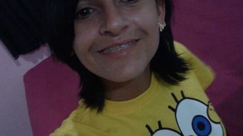 Mulher é morta a facadas e ex-namorada é suspeita de cometer o crime, na Paraíba