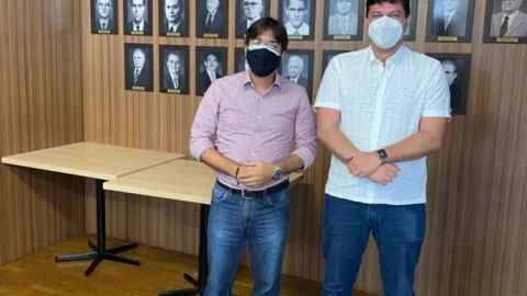 Taciano cobra o DER pela a aceleração do início de obras de vários municípios paraibano
