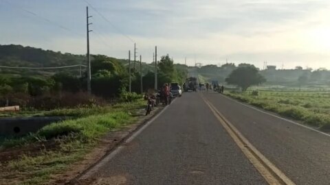 Mulher morre e outra fica ferida em grave acidente entre Itaporanga e Piancó