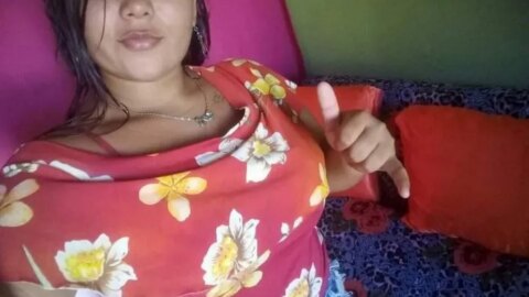 Mulher grávida morre após cair de moto enquanto companheiro empinava, na PB