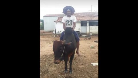Borracheiro é encontrado morto no telhado de sua residência, em Patos