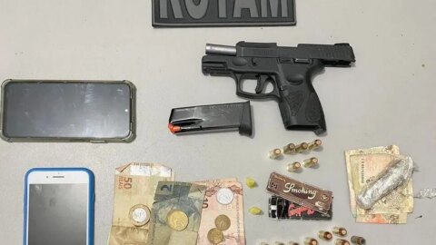 Após abordagem por discussão no trânsito, polícia encontra armas e drogas dentro de carro, em Patos