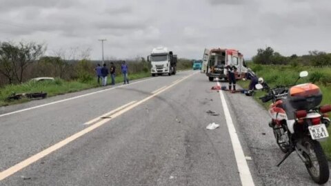 Grave acidente envolvendo quatro veículos deixa uma pessoa morta e outra ferida próximo a Piancó