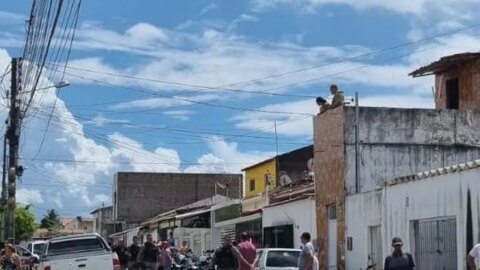 Policial reage a tentativa de assalto, é baleado, mas mata dois bandidos na PB