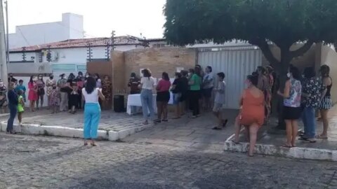 Parentes falam sobre comportamento estranho de adolescente que cometeu chacina contra família em Patos