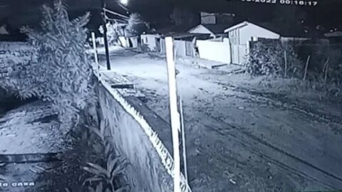 Família tem casa invadida por assaltantes e mãe e filha são estupradas pelos bandidos, na Paraíba