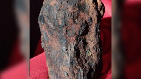 Meteorito com idade estimada em 4,5 bilhões de anos é encontrado no Vale do Piancó