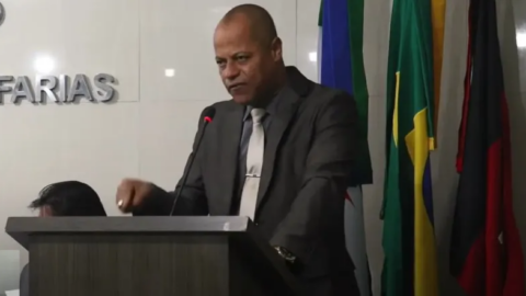 Vereador perde mandato e direitos políticos por chamar prefeito de ladrão e palhaço, na PB