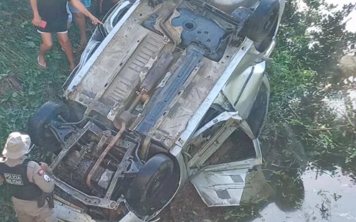 TRAGÉDIA: Grave acidente deixa 4 pessoas mortas na entrada da cidade de Catingueira