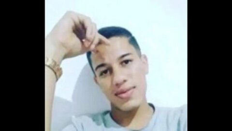 Irmão de pastor é morto a tiro em praça pública, na Paraíba