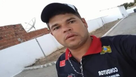 Motorista de ambulância morre após colidir moto contra vaca em Tavares