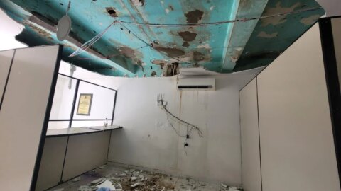 Parte do forro da farmácia básica desaba em Catingueira
