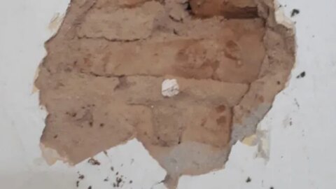 Policiais encontram buraco em parede da cadeia de Itaporanga e frustram plano de fuga