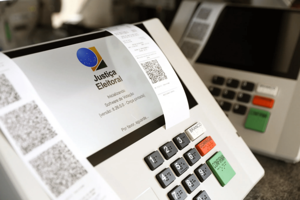 Ministério da Defesa entrega relatório sobre o sistema eleitoral sem apontar fraude