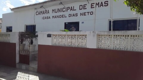 Câmara de Emas realiza pagamento do salário e a segunda parcela do 13º aos seus servidores