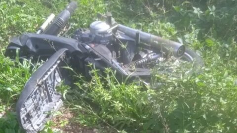 Dois jovens ficam feridos em acidente de moto, no Vale do Piancó