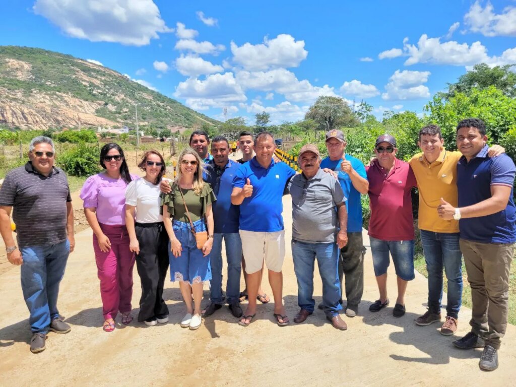 Prefeitura de Catingueira inaugura passagem molhada no sítio Junco; essa é a 3 obra entregue durante a Festa de São Sebastião