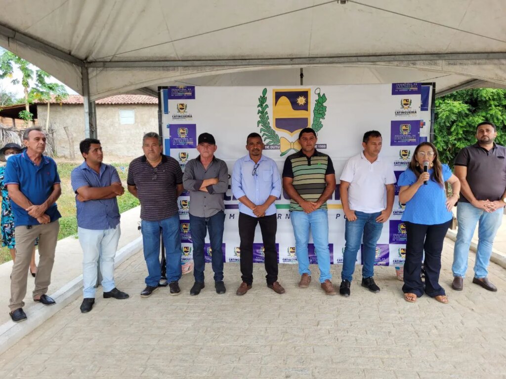 Prefeitura de Catingueira inaugura pavimentação de mais uma rua na cidade; essa é a 4ª obra entregue durante a Festa de São Sebastião
