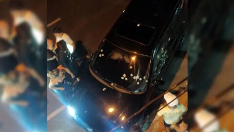 Dois homens são mortos a tiros dentro de carro, no Sertão da PB